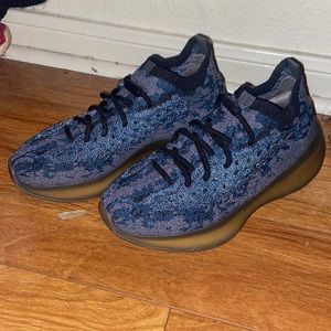 Worn multiple times, still in great condition